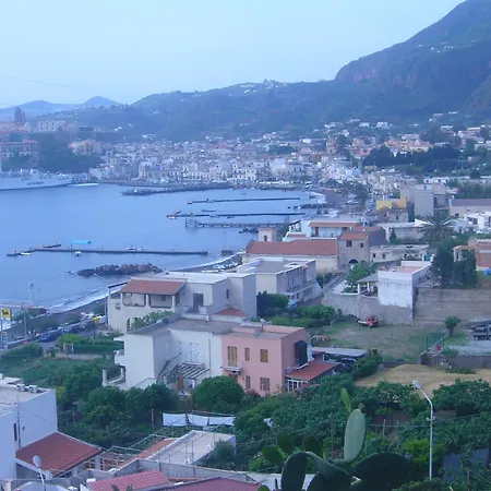 Casaeolia Blues Canneto (Lipari)